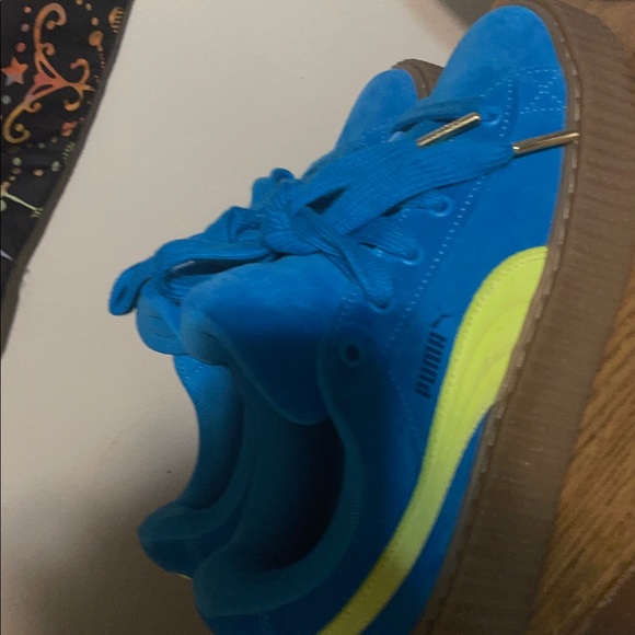 Fenty pumas (blue and lime) - Picture 5 of 8